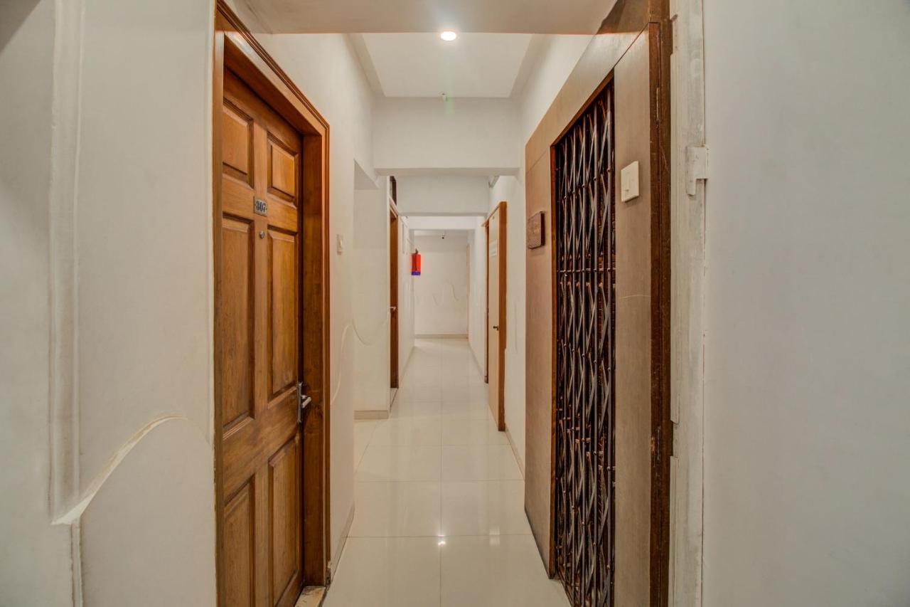 מלון מומביי Oyo Flagship 572 Santacruz West מראה חיצוני תמונה