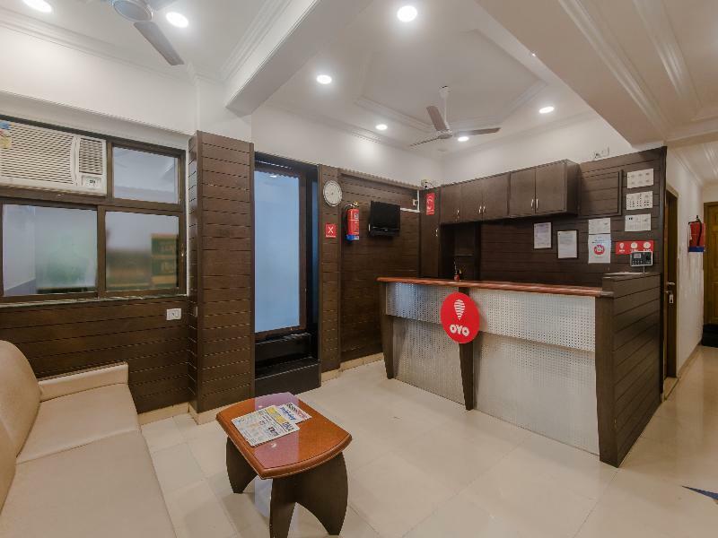 מלון מומביי Oyo Flagship 572 Santacruz West מראה חיצוני תמונה